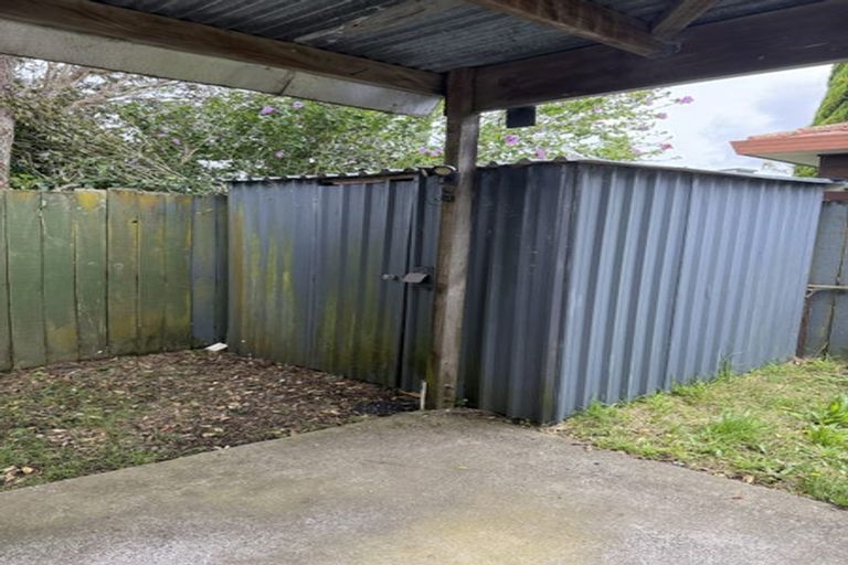 Photo of property in 3/11 Fruitvale Road, New Lynn, Auckland, 0600