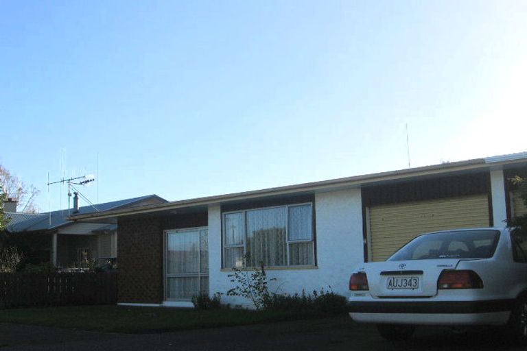 Photo of property in 4 Clausen Street, Takaro, Palmerston North, 4412
