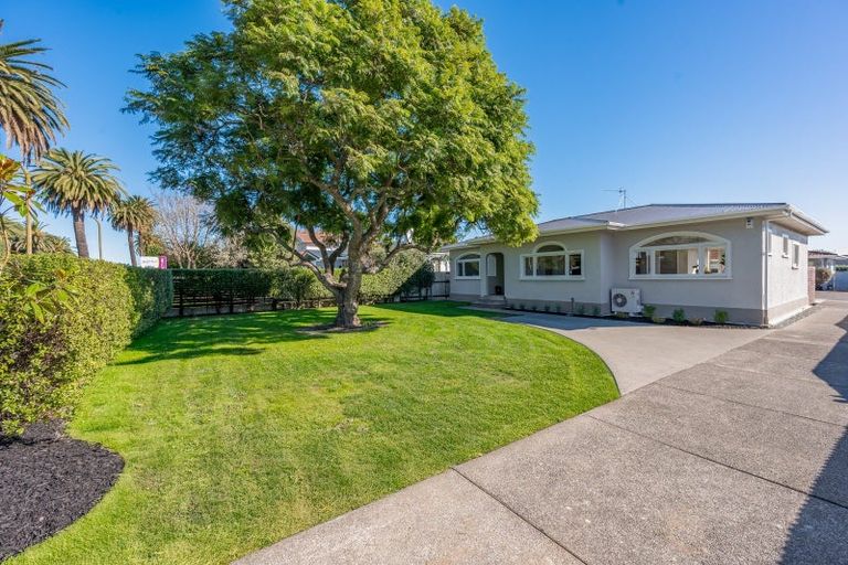 Photo of property in 1/191 Kennedy Road, Marewa, Napier, 4110