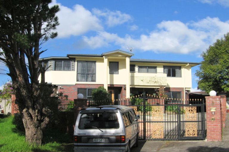 Photo of property in 8 Astral Place, Clover Park, Auckland, 2019
