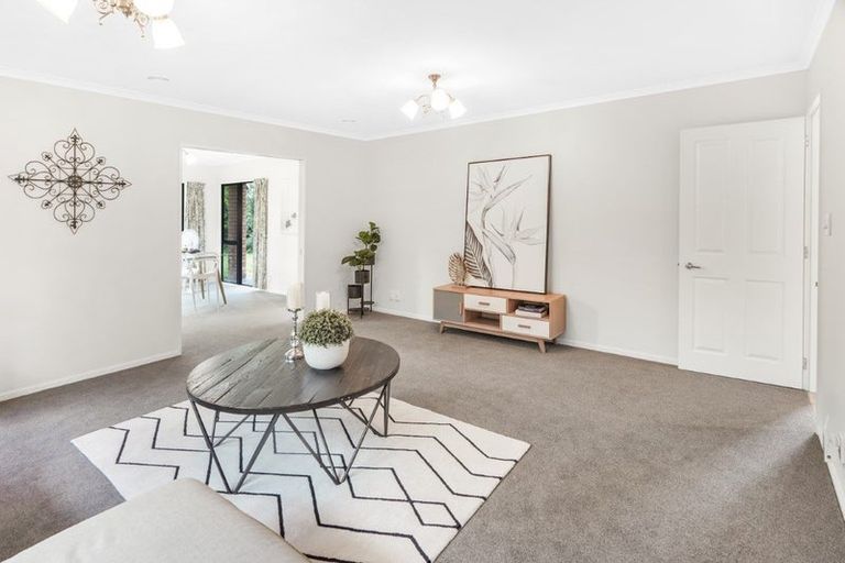 Photo of property in 17 Montrose Crescent, Huntington, Hamilton, 3210