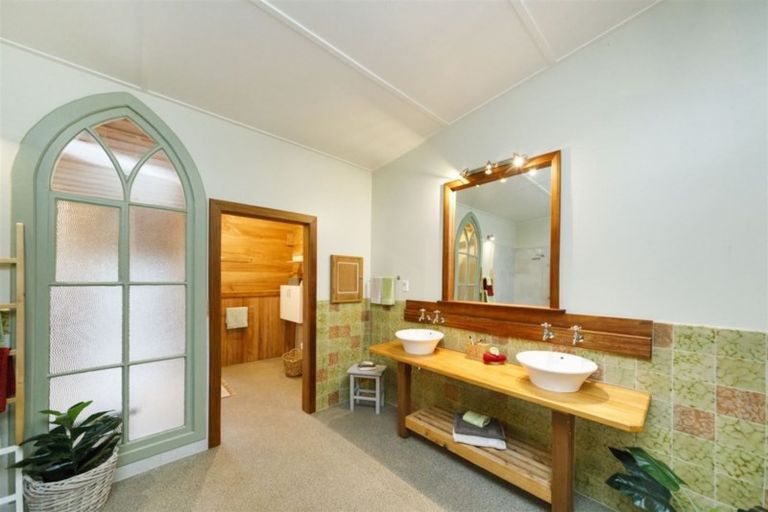 Photo of property in 1503 Kimbolton Road, Cheltenham, Feilding, 4777