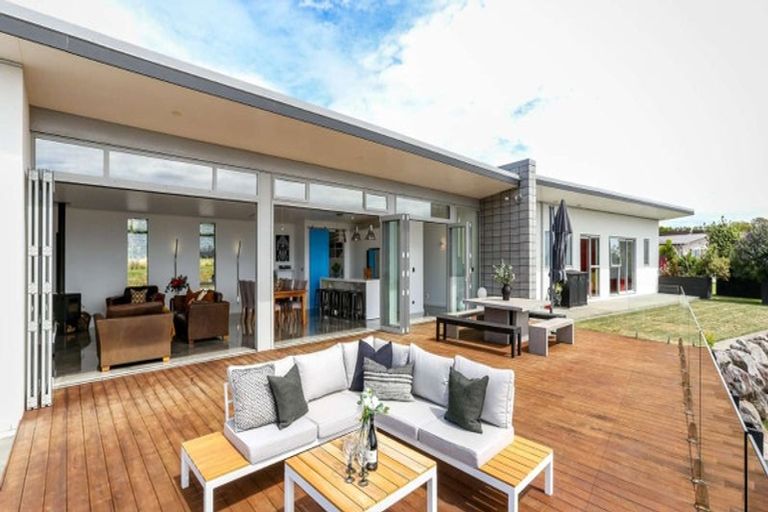 Photo of property in 11 Wilson Road, Urenui, 4375