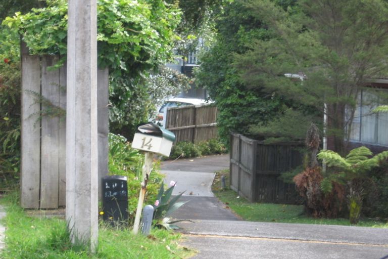 Photo of property in 12 Odin Place, Beach Haven, Auckland, 0626