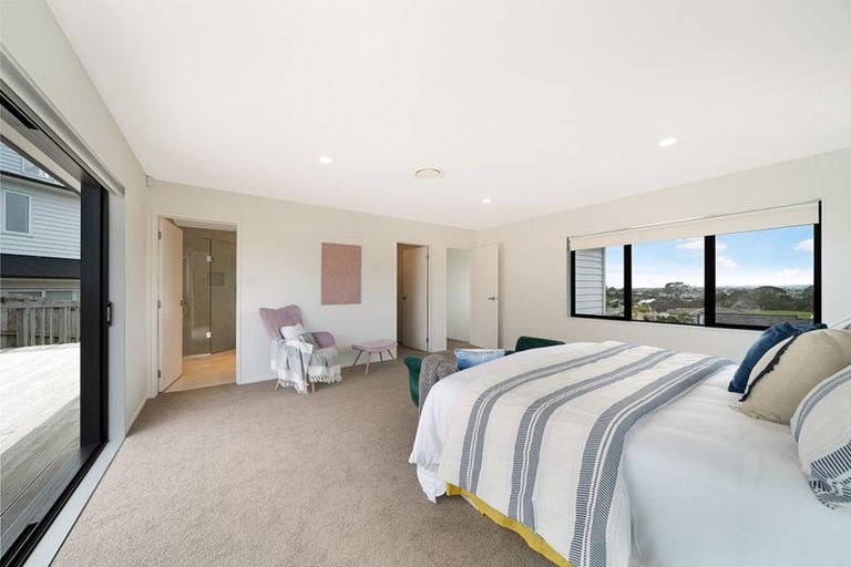 Photo of property in 55 Platinum Rise, Ranui, Auckland, 0612