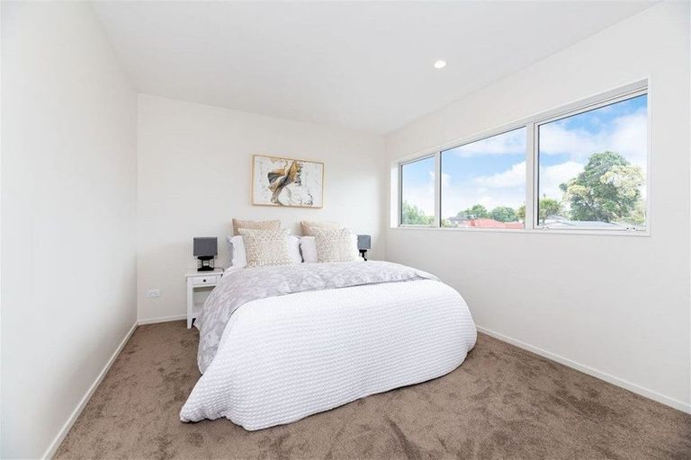 Photo of property in 14a Coniston Avenue, Te Atatu South, Auckland, 0610