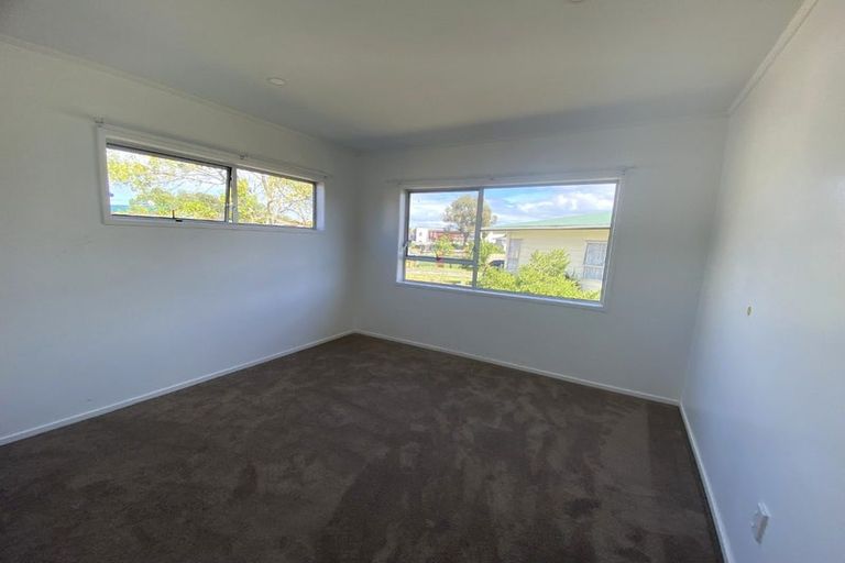 Photo of property in 26 Orly Avenue, Mangere, Auckland, 2022