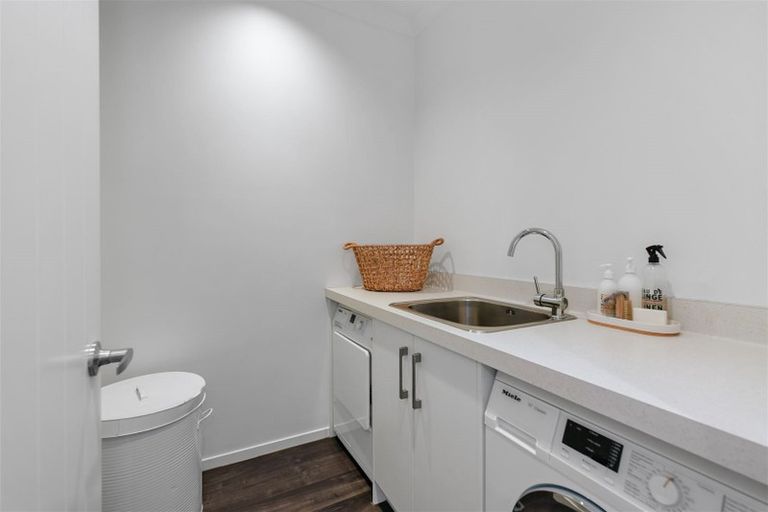 Photo of property in 58u2 Herbert Road, Queenwood, Hamilton, 3210