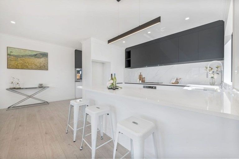 Photo of property in 36 Drumconnell Drive, Flat Bush, Auckland, 2019