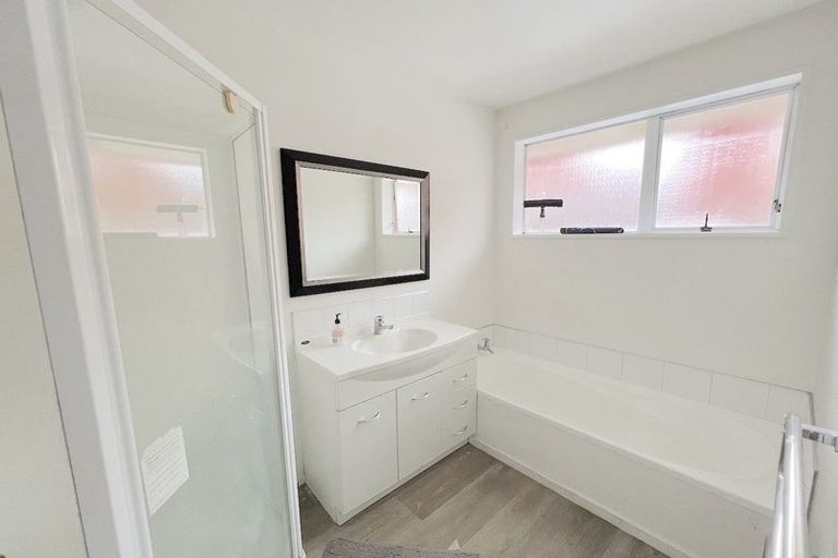 Photo of property in 4/16 Peverel Street, Riccarton, Christchurch, 8011