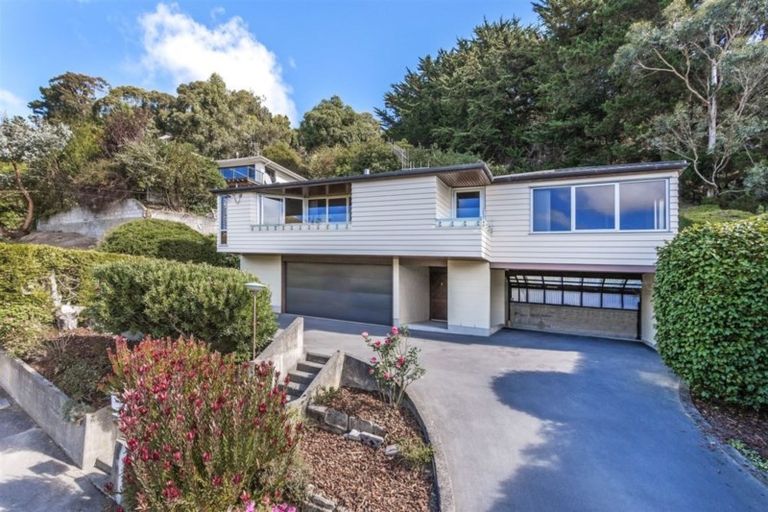 Photo of property in 2 Glenview Terrace, Saint Martins, Christchurch, 8022