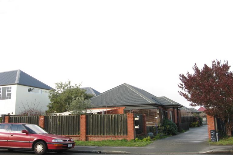 Photo of property in 2/76 Saint Albans Street, St Albans, Christchurch, 8014