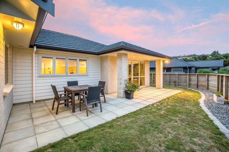 Photo of property in 9 Leadline Place, Whitby, Porirua, 5024