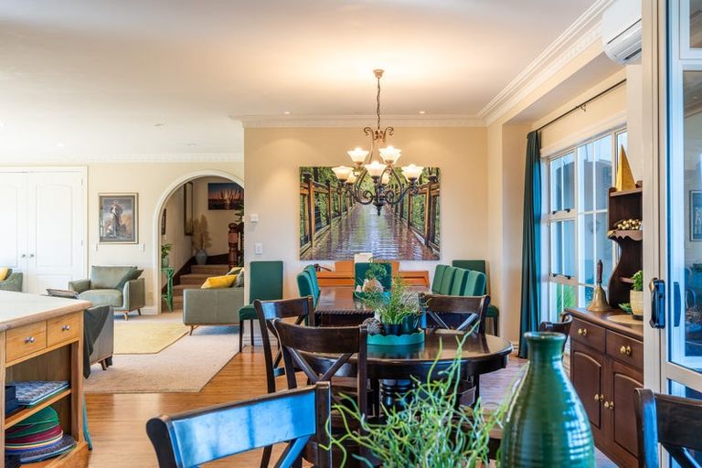 Photo of property in 170 Foster Road, Temple View, Hamilton, 3290