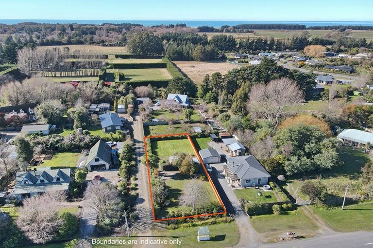 Photo of property in 49 Old Main Road North, Leithfield, Amberley, 7481