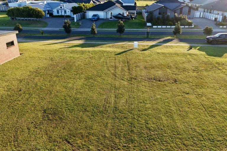 Photo of property in 23 Awatea Drive, Whitianga, 3510