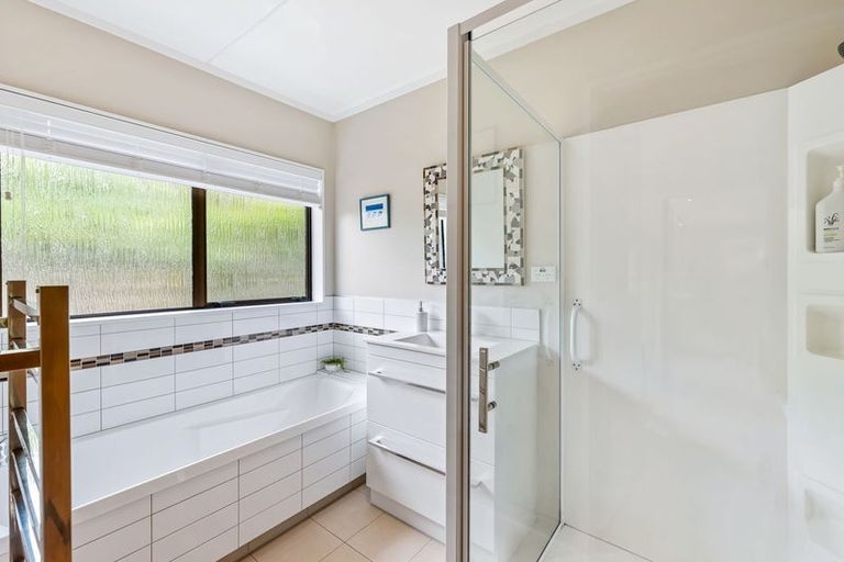 Photo of property in 51a Bluegum Road, Paraparaumu Beach, Paraparaumu, 5032