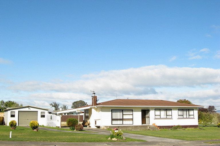 Photo of property in 17 Montgomery Street, Waipukurau, 4200