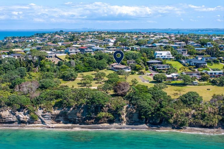 Photo of property in 121 Pacific Parade, Army Bay, Whangaparaoa, 0930