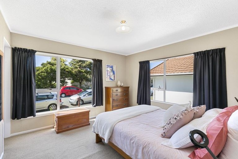 Photo of property in 11 Mallard Grove, Churton Park, Wellington, 6037