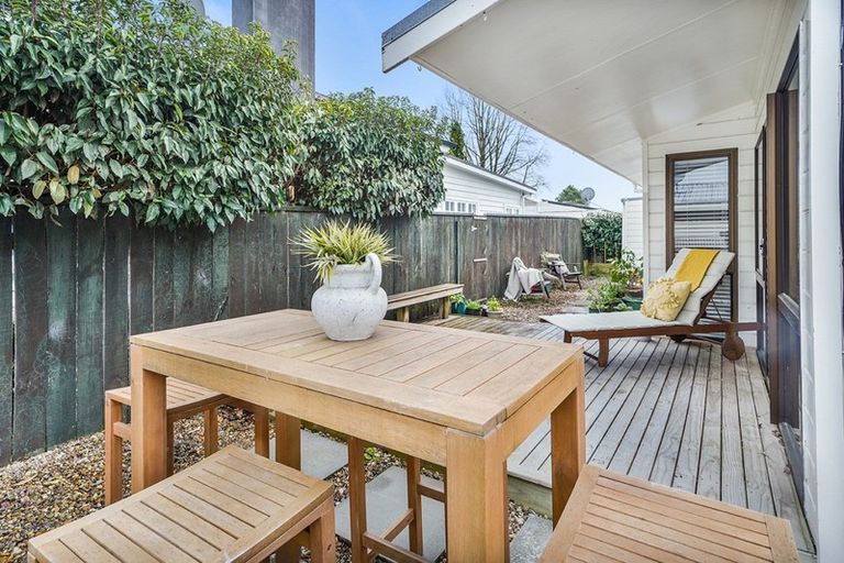 Photo of property in 44b Queen Street, Cambridge, 3434