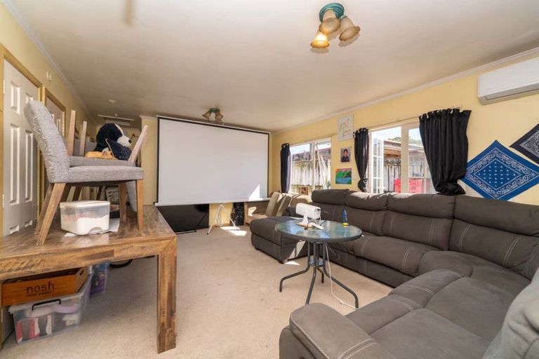 Photo of property in 6 Mangos Place, Pakuranga, Auckland, 2010