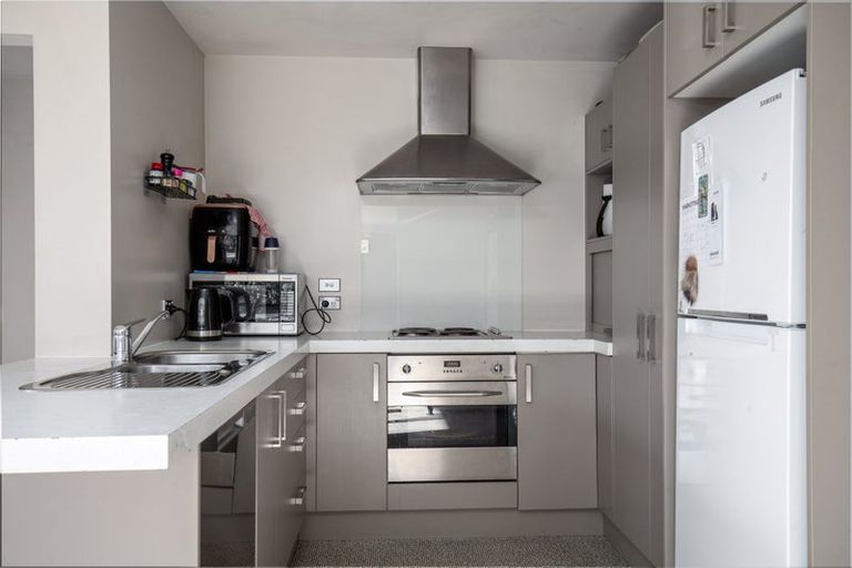 Photo of property in 90 Inniscort Street, Cromwell, 9310