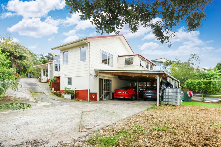 Photo of property in 121 Kemp Road, Massey, Auckland, 0614