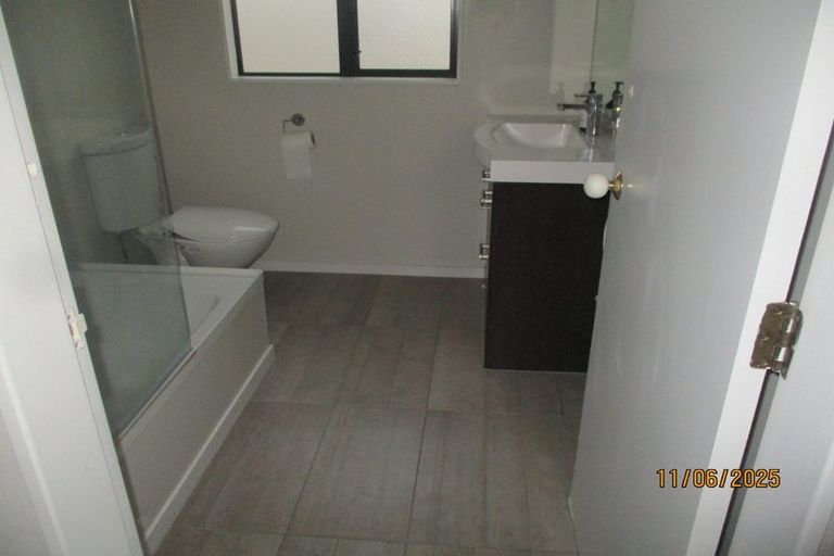 Photo of property in 6/7 Raroa Road, Hutt Central, Lower Hutt, 5010