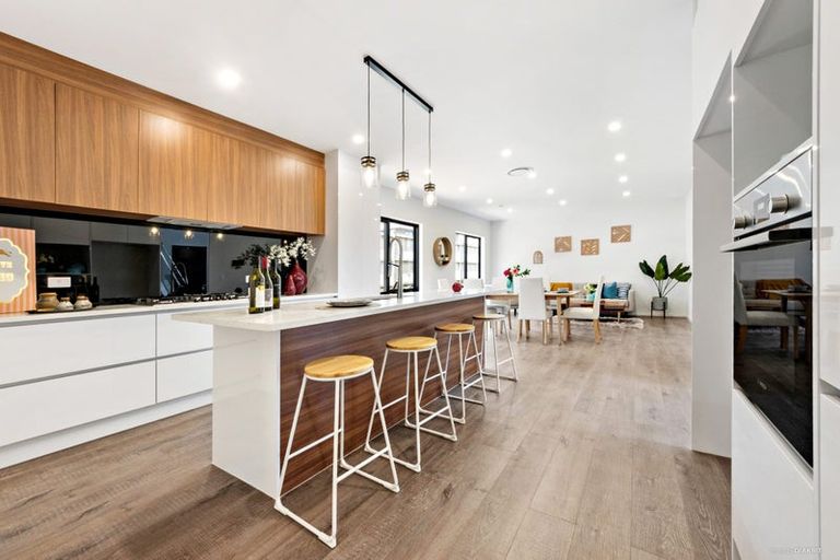 Photo of property in 8 Kilcadden Drive, Flat Bush, Auckland, 2019