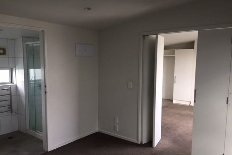 Photo of property in 43 Grafton Street, Waltham, Christchurch, 8011