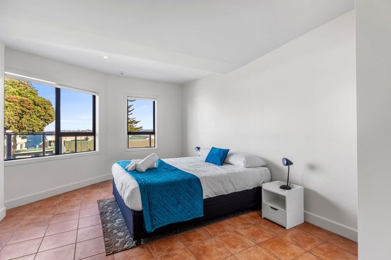 Photo of property in 6 Adams Avenue, Mount Maunganui, 3116