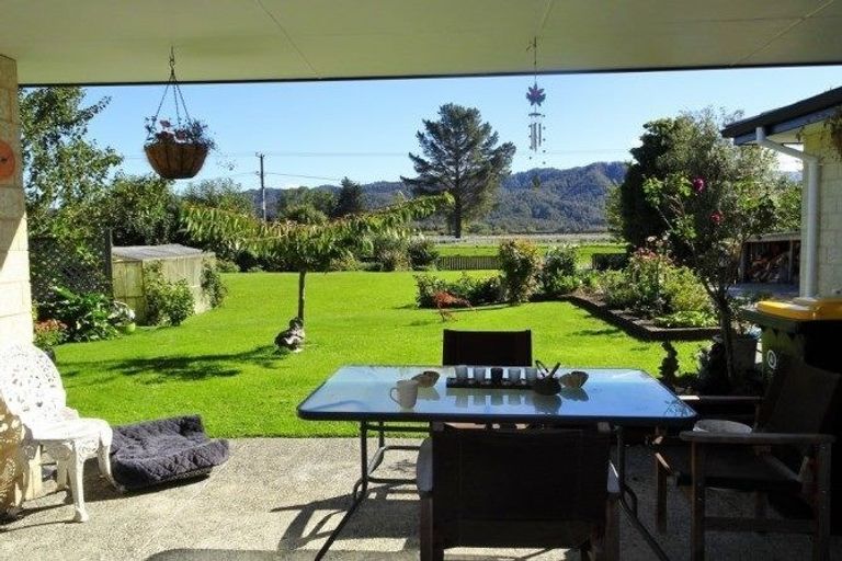 Photo of property in 65 Crampton Road, Reefton, 7830