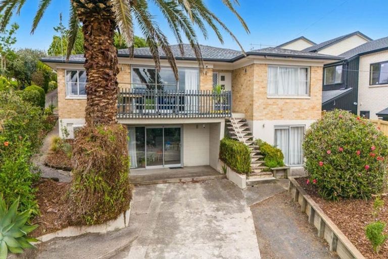 Photo of property in 582 Massey Road, Mangere, Auckland, 2022