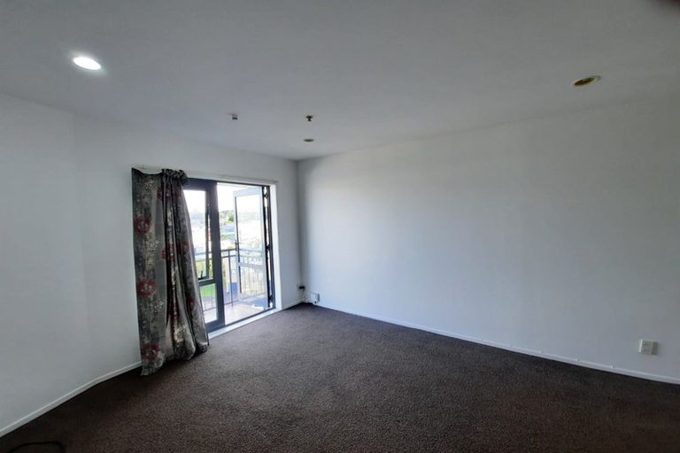 Photo of property in 10d Crown Lynn Place, New Lynn, Auckland, 0600
