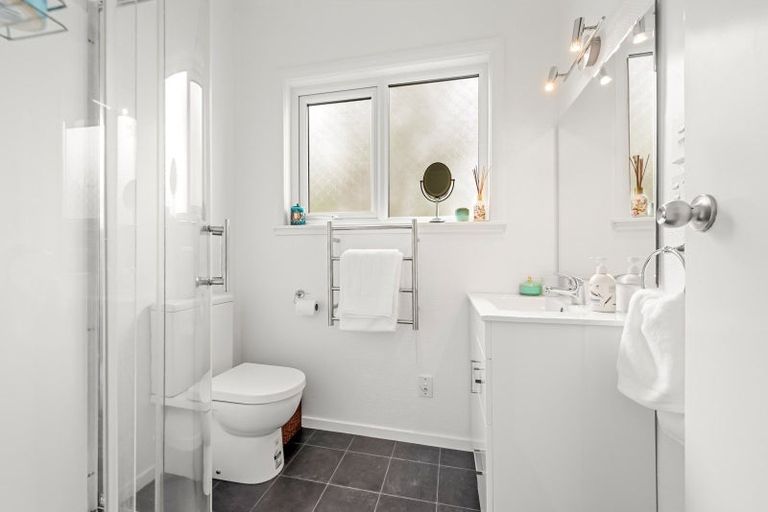 Photo of property in 78 Naenae Road, Naenae, Lower Hutt, 5011