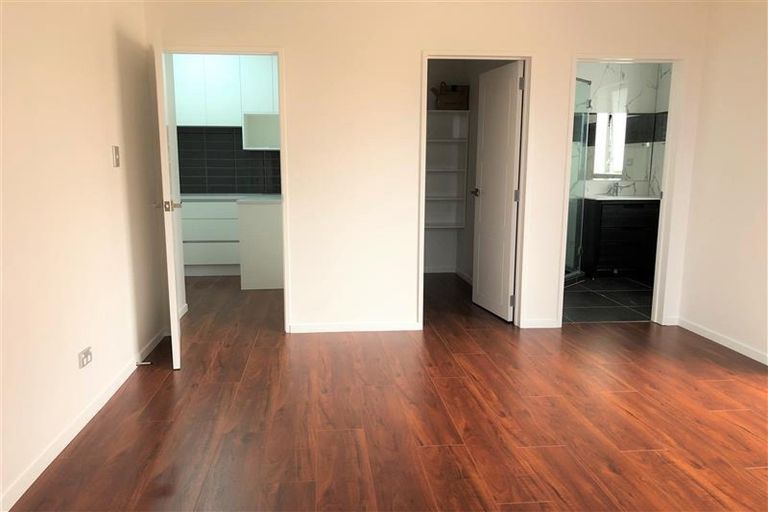 Photo of property in 35 Nola Dawn Avenue, Papakura, 2110