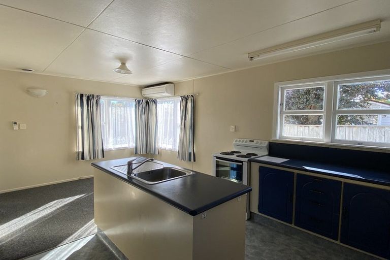 Photo of property in 1 Sefton Street, Havelock North, 4130