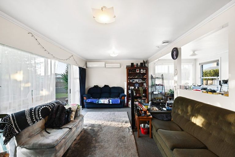 Photo of property in 18 Oakfield Crescent, Pukete, Hamilton, 3200