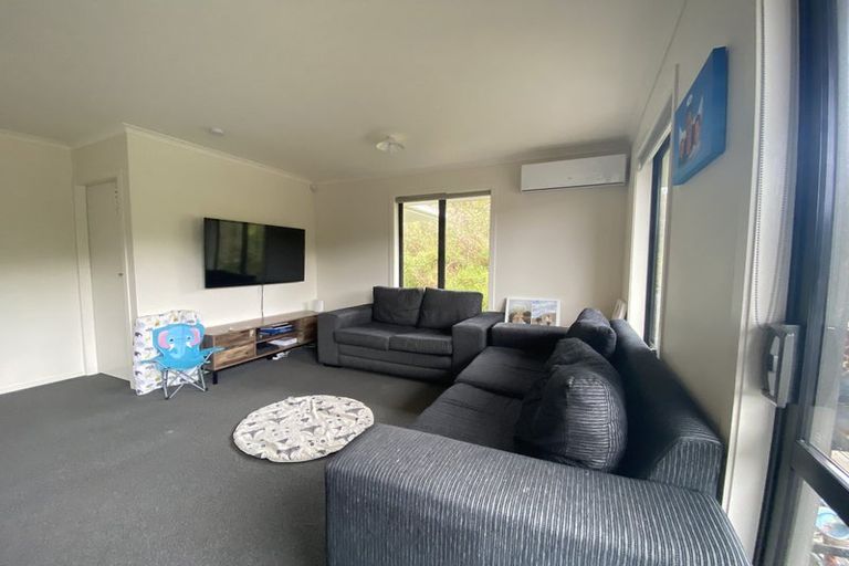 Photo of property in 10 Puaha Street, Takapuwahia, Porirua, 5022