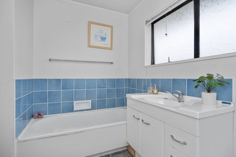 Photo of property in 24a Mansels Road, Greerton, Tauranga, 3112