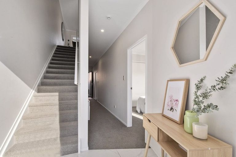 Photo of property in 83e Hobsonville Point Road, Hobsonville, Auckland, 0616