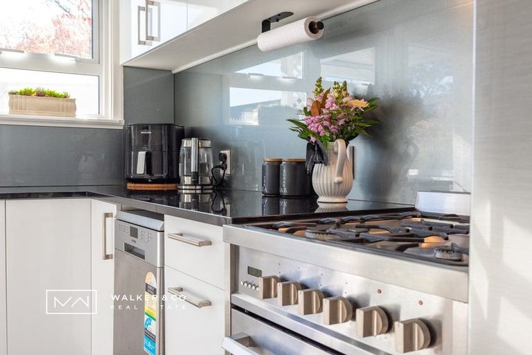 Photo of property in 387a Fergusson Drive, Heretaunga, Upper Hutt, 5018