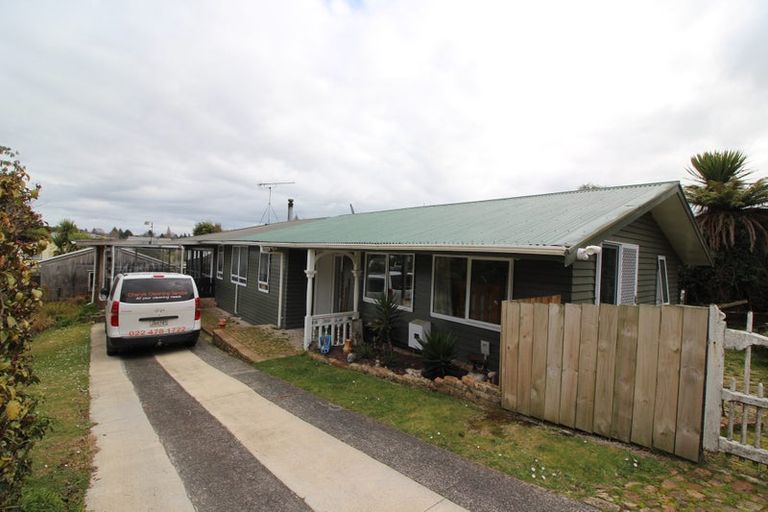 Photo of property in 6 Muirend Avenue, Tokoroa, 3420
