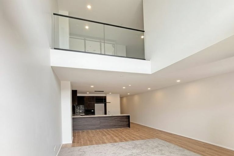 Photo of property in 12/18 Karengo Street, Long Bay, Auckland, 0630