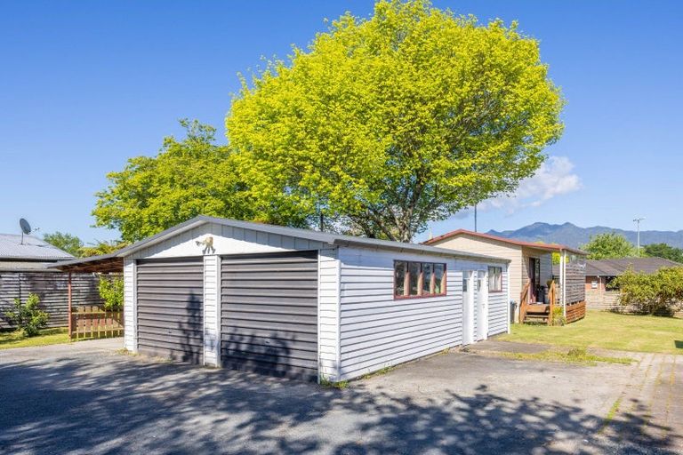 Photo of property in 335 Beechey Street, Pirongia, 3802