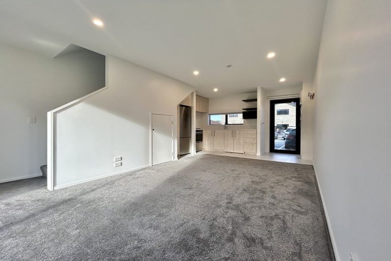 Photo of property in 2/6b Taramea Place, Addington, Christchurch, 8024