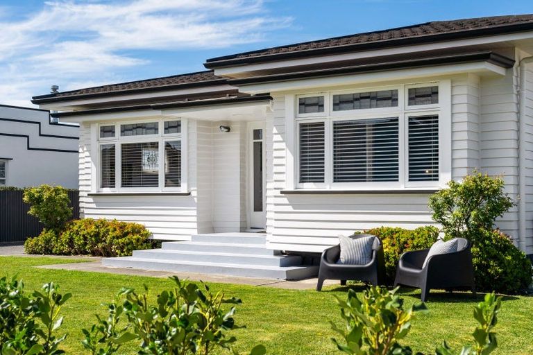 Photo of property in 18 Higgins Street, Marewa, Napier, 4110
