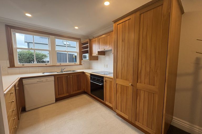 Photo of property in 18b Saint Mary Street, Thorndon, Wellington, 6011