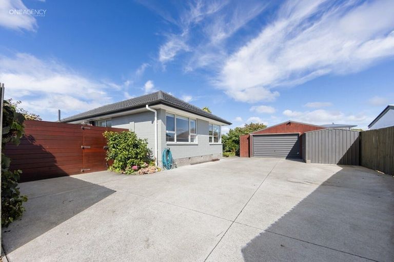 Photo of property in 17 Monowai Crescent, North New Brighton, Christchurch, 8083